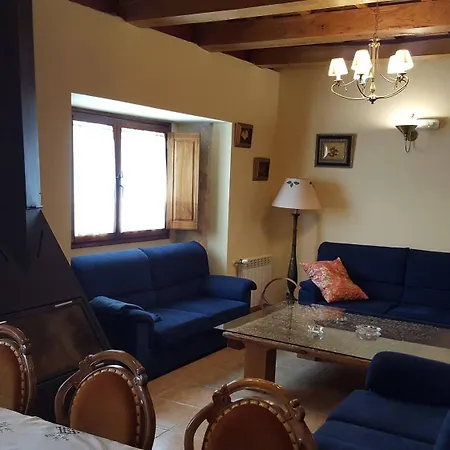 Casa Fuente Del Val 2* Праданос-де-Охеда