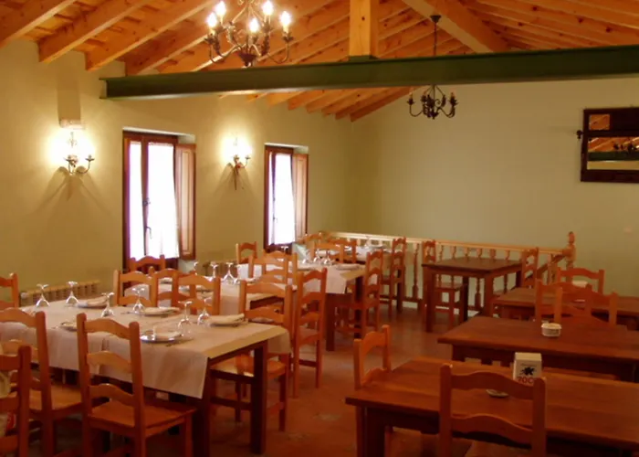 Casa Fuente Del Val Ferienhaus Prádanos de Ojeda