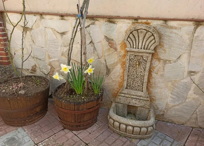 Casa Fuente Del Val * Prádanos de Ojeda