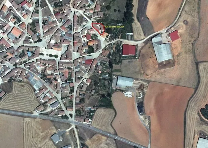 Casa Fuente Del Val * Prádanos de Ojeda